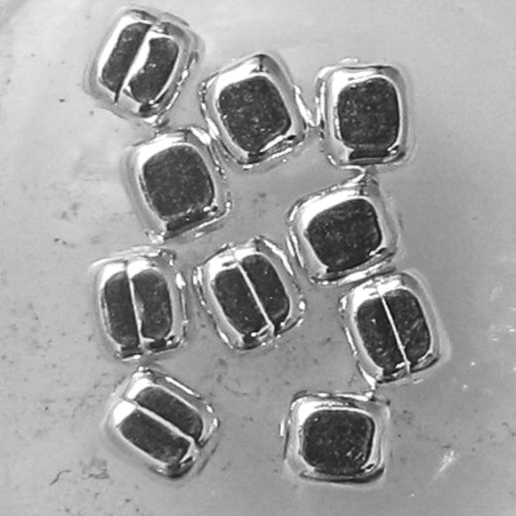 Sterling sil 3mm cube 1mm hole 10pcs