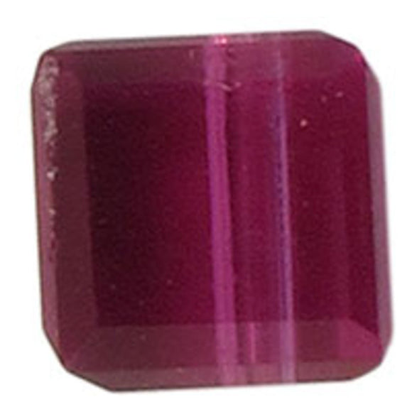 Austrian Crystals 4mm 5601 cube fushia 10pc
