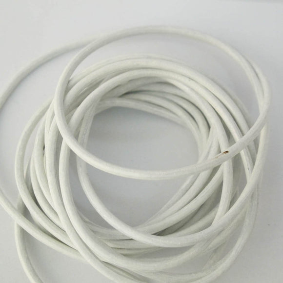 leather 2mm rnd white (china) 10 metres