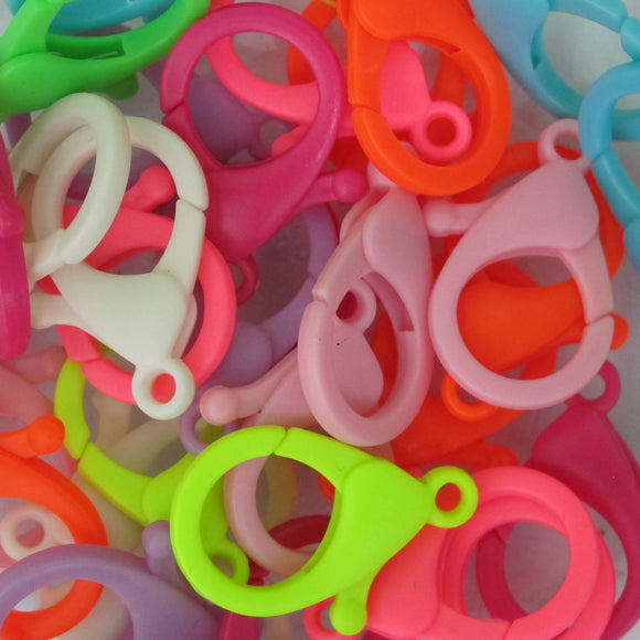 Plas 25mm parrot clasp multi colour 30pc