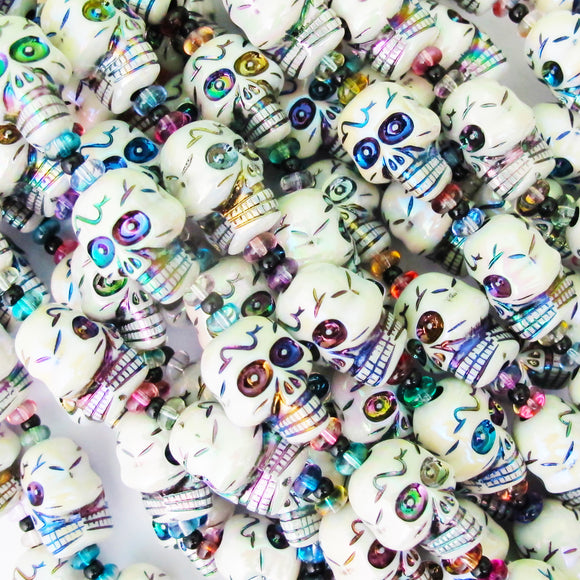 Plas 22x12mm skull White AB 6pcs