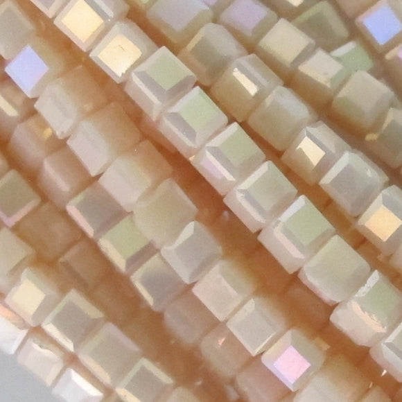 Cg 2mm cube Latte AB 185pcs