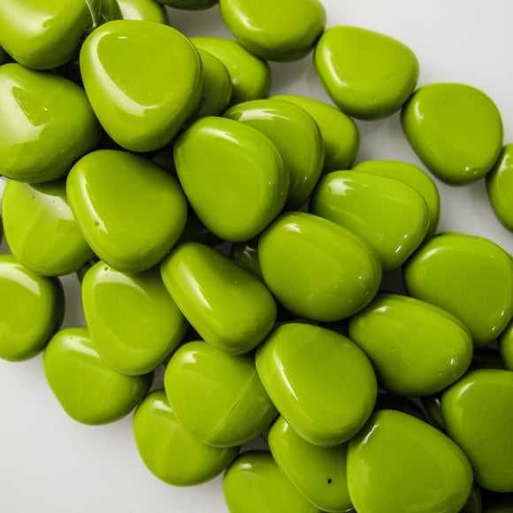 Cz 18x17 irregular opaque lime 10pcs