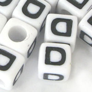 Plas 7mm cube black/white letter D 500p