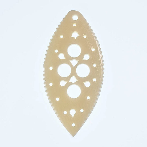 Bone 42x20mm filagr marq pendant white 2