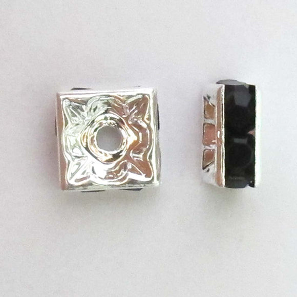 Metal 8mm squ diamante rond sil/blk 16p