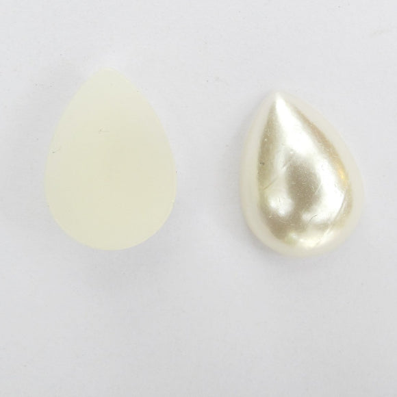 Plas 18x13mm T DROP cab pearl cream 40p