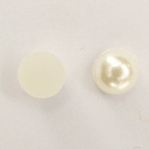 Plas 8mm rnd cabochon pearl cream 100pcs