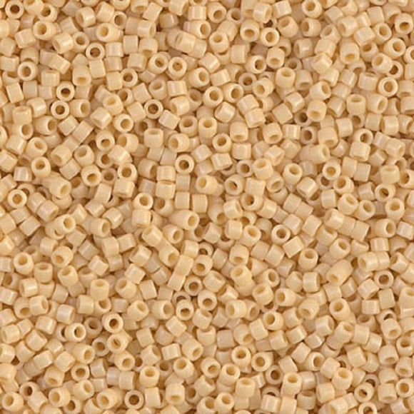Delica Beads DB 1131 Opaque Pear 5g