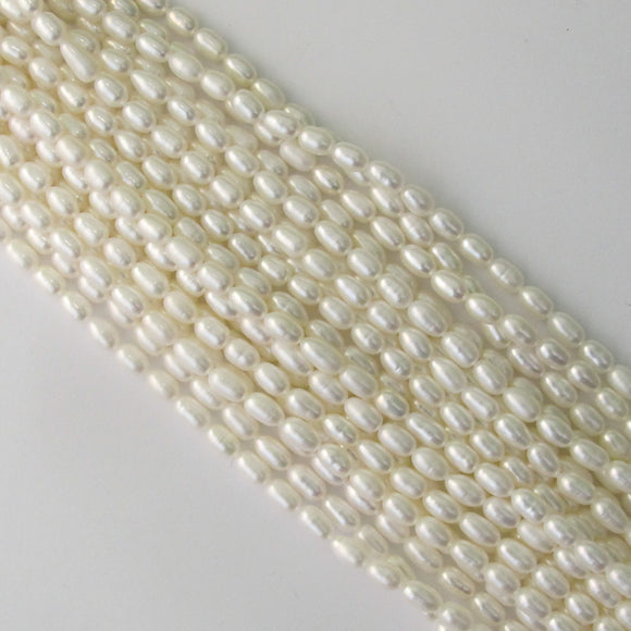 Semi prec 7x5mm natural pearl HQ 52+p