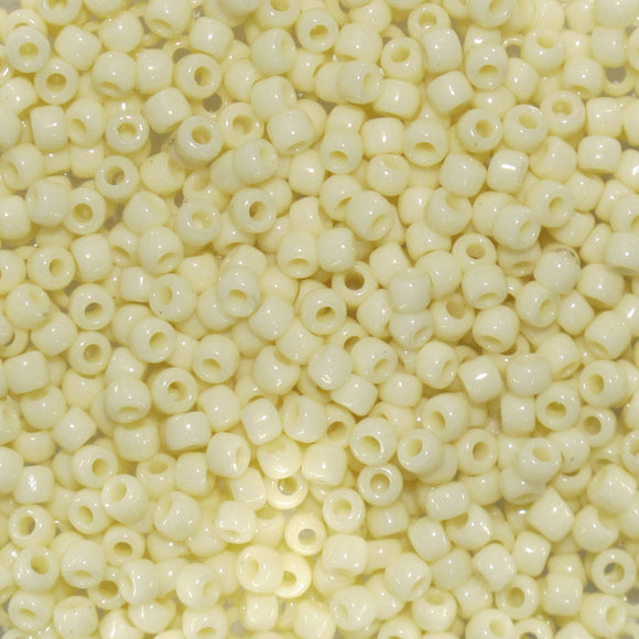 Toho #11 rnd 51 Opaque Light Beige 10g