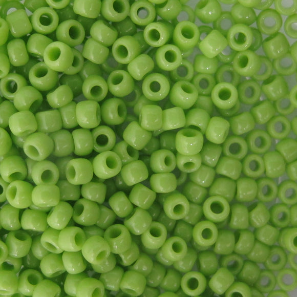 Toho #8 rnd 44 Opaque Sour Apple 10g