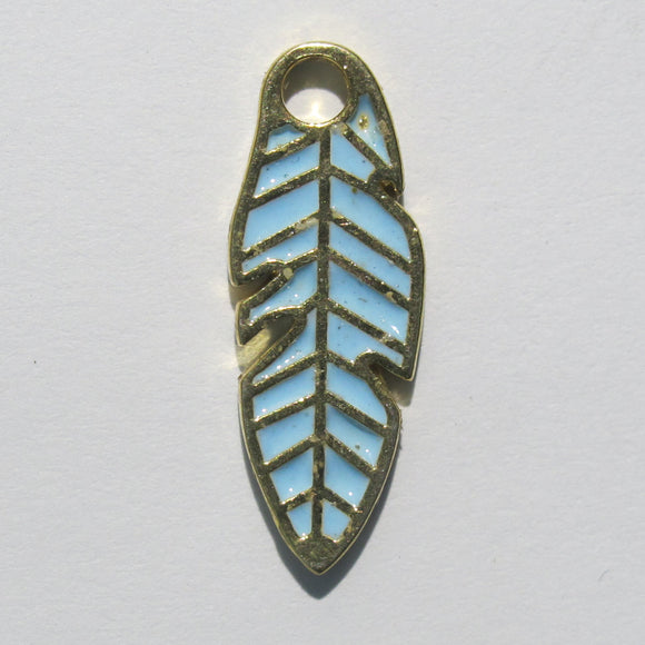 Metal 23mm feather baby blue NF Gold 2pc