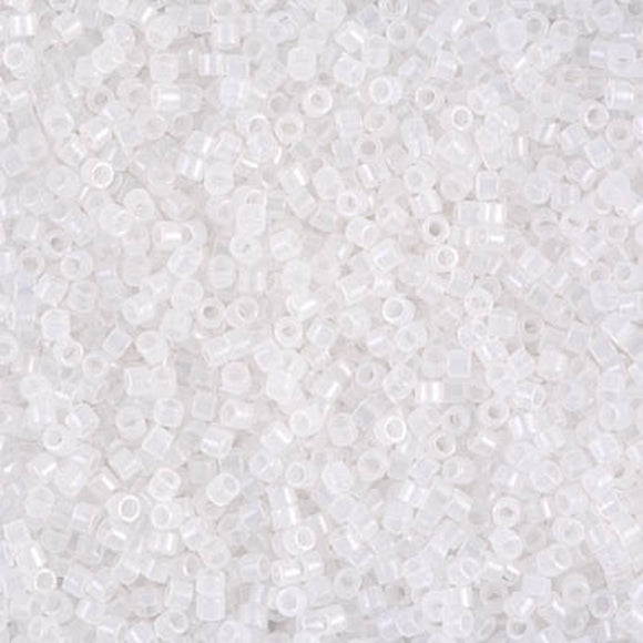 Delica DB 220 white opal 5g