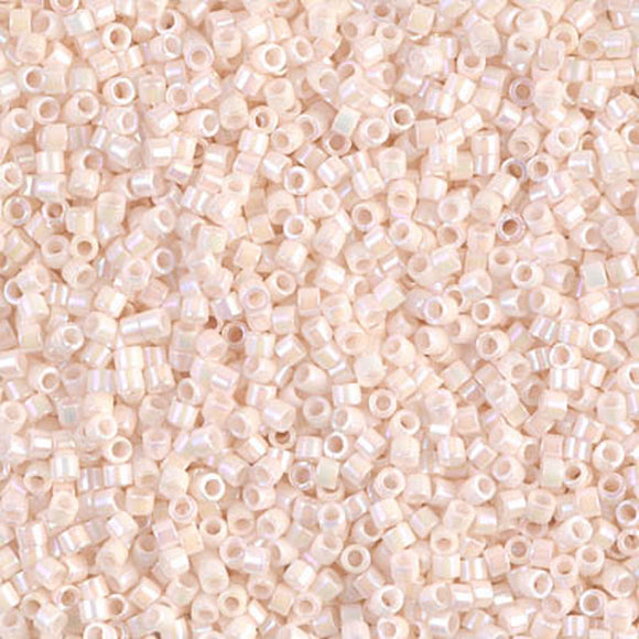 Delica DB 1500 Opa Gla Blush Wht Lust 5g