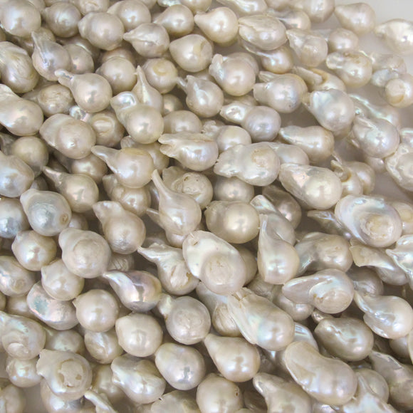 Semi precious 20mm  / 14mm baroque pearl +/- 20 pieces