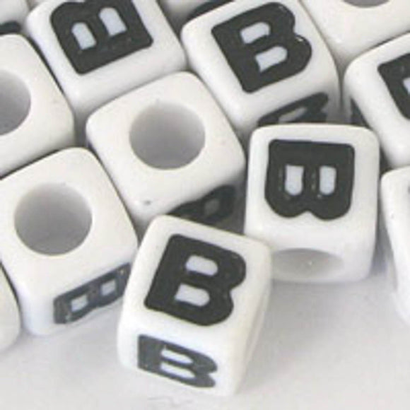 Plas 7mm cube black/white letter B 20pcs