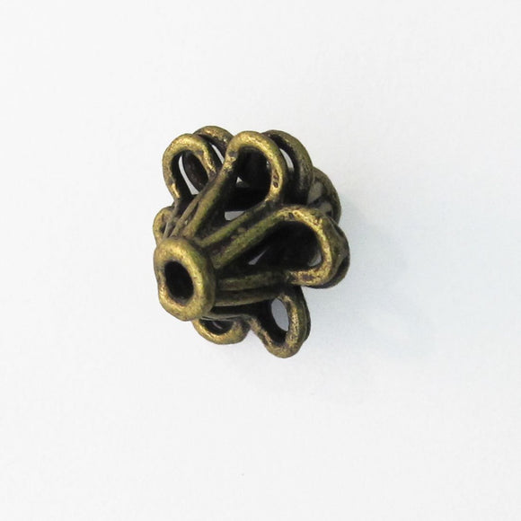 Metal 12x12mm flower a/brass 6pcs