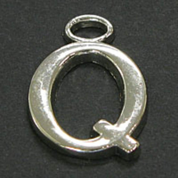 Metal 18mm silver LETTER Q 10p